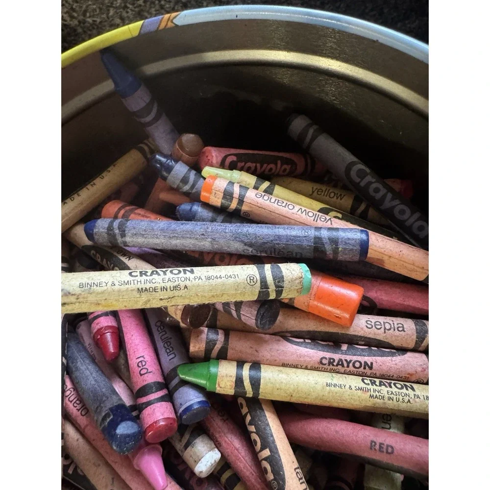 Vintage Tin Can Of Vintage Crayons Crayola Binney& Smith Sargent Retired Colors
